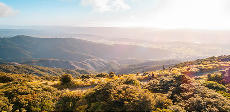 Upper Hutt: Panoramic view of hills and skyline in Upper Hutt 